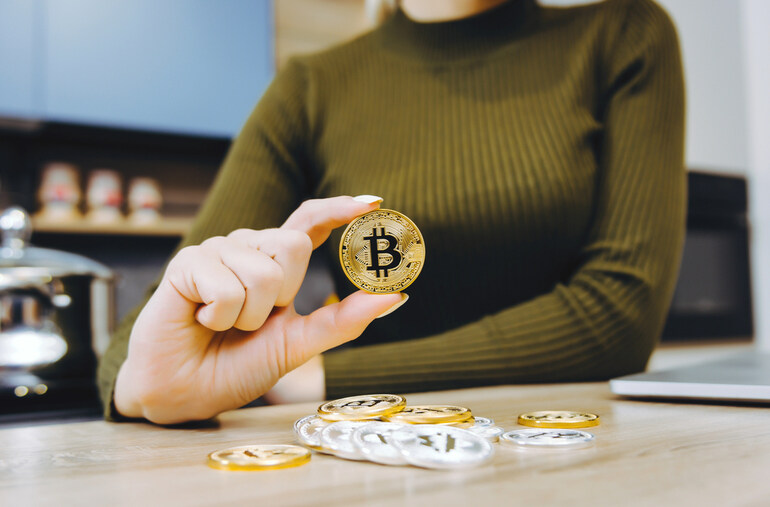 How to Buy Bitcoin (BTC) with Canadian Dollars (CAD)