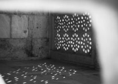 Taming the Blank Page Beast: Your Secret Weapon is Essay Structure Templates